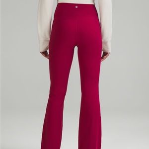 NWT Lululemon Groove Pant Size 2